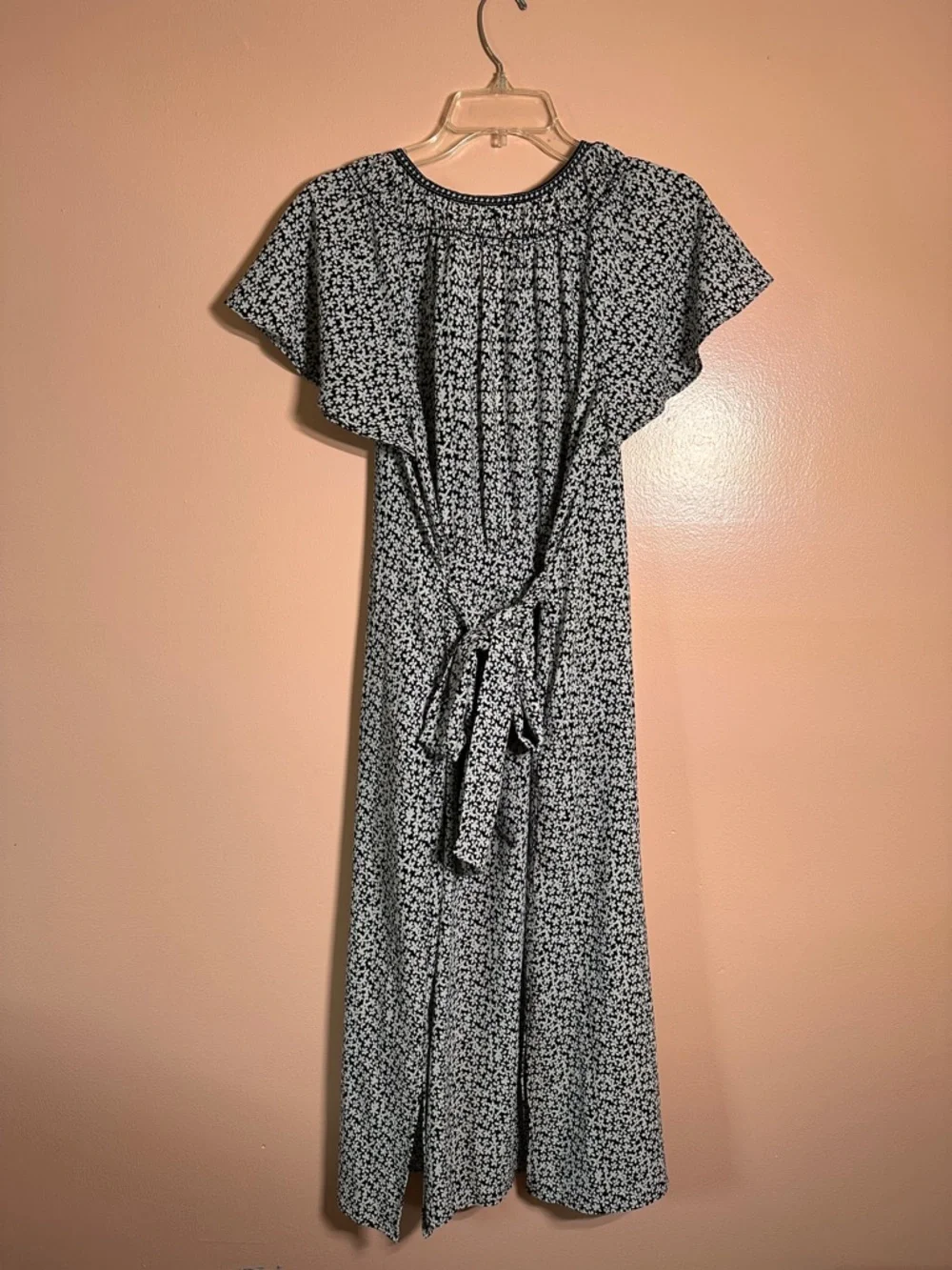 NWT Max Studio Black and White Floral Maxi Dress with Tie - Picture 6 of 7